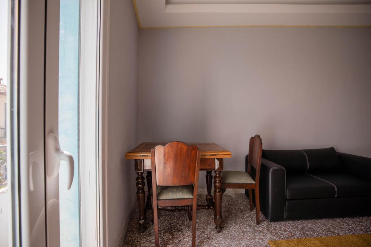 Athens Apartments Esterno foto